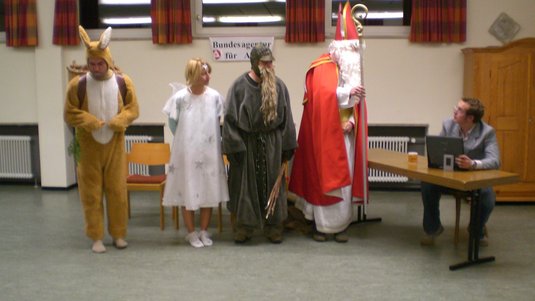 Nikolaus, Knecht Rupprecht, Christkind und Osterhase bei der Arbeitsagentur